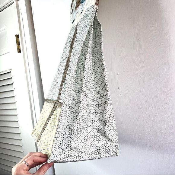 Elephant Hanging Diaper Holder - Picture 4 of 11